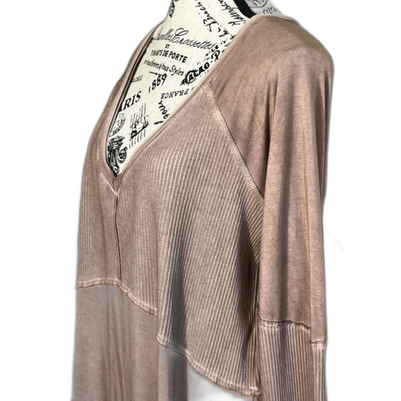 POL Mineral Wash Women Mauve Rib Textured Long Sleeve V Neck Top Soft Large - Picture 3 of 8